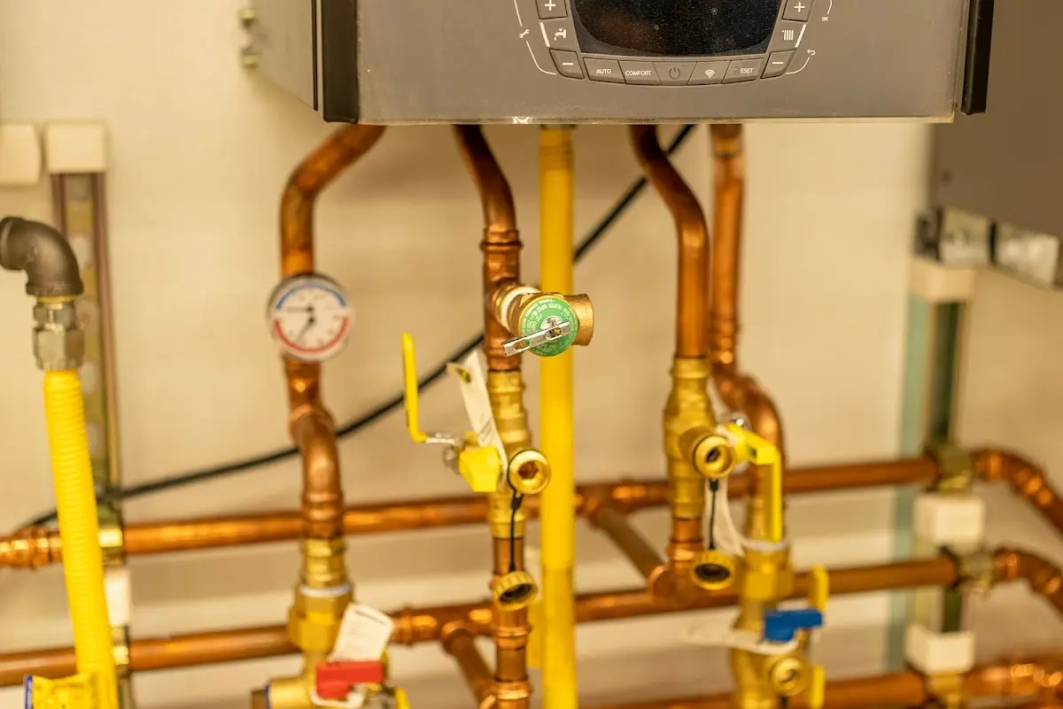 Licensed technician providing Pipe Repair for a homeowner in Abingdon